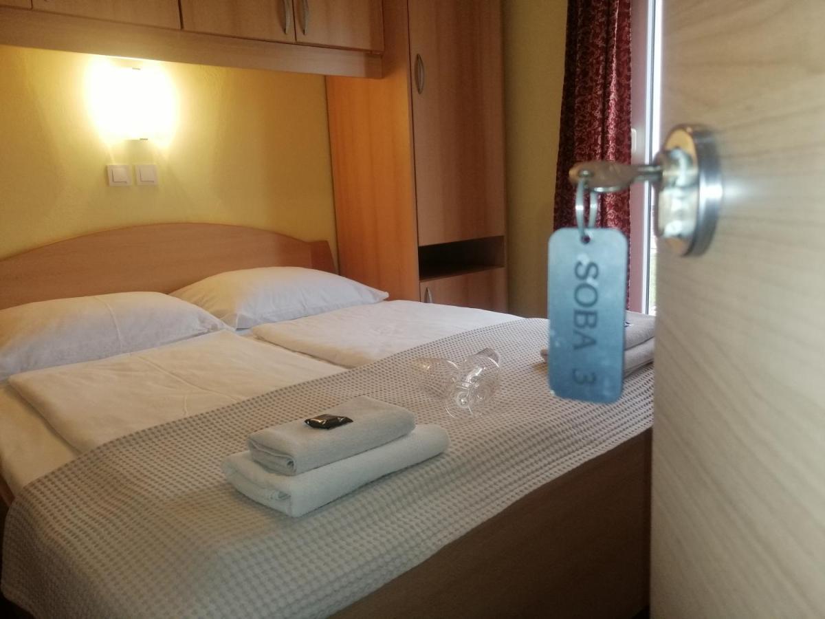 Apartmani Simon 로파르 객실 사진