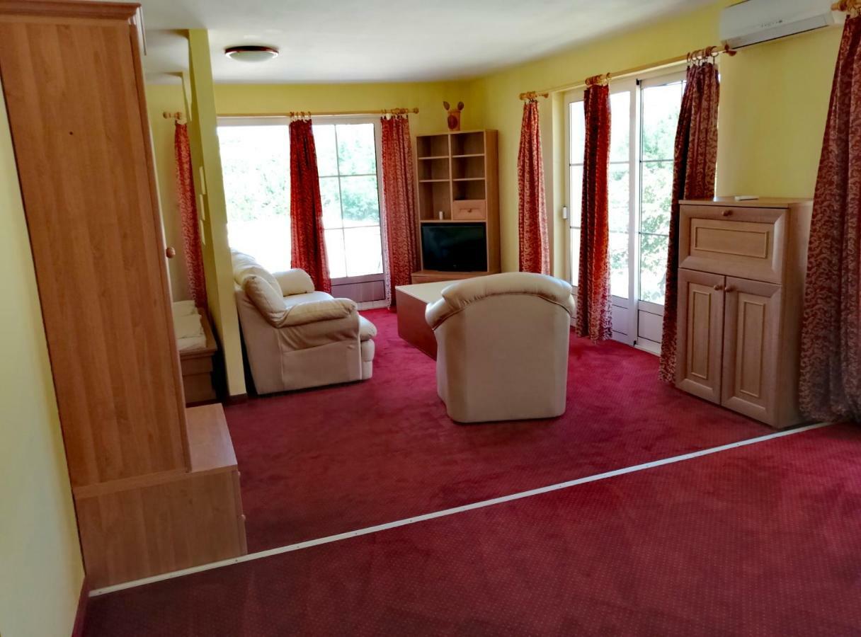 Apartmani Simon 로파르 객실 사진